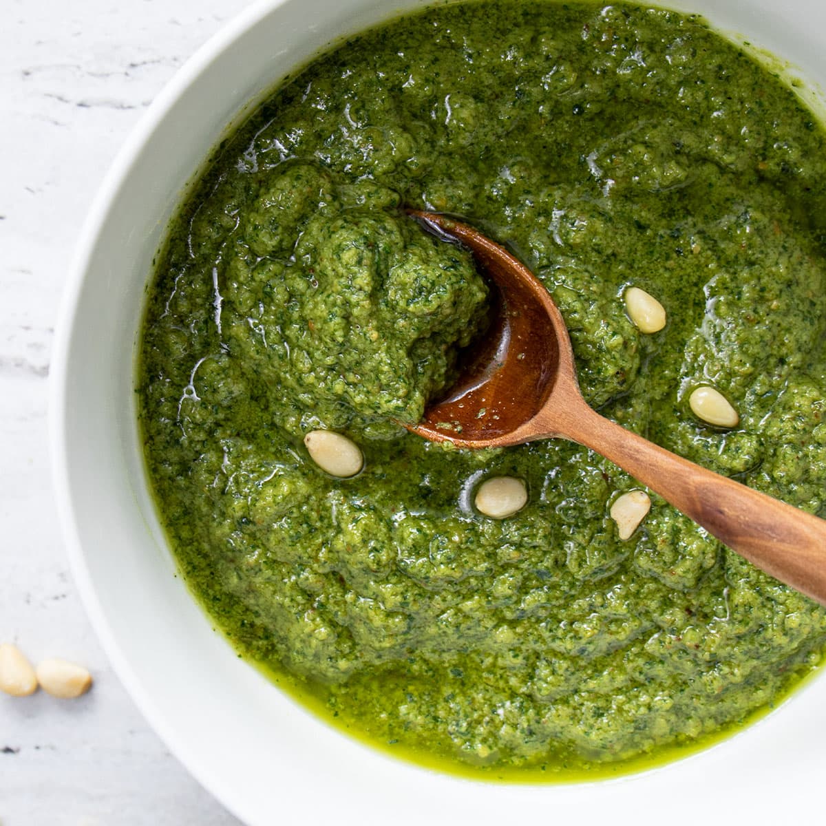 Pesto padažo instrukcijos: 4 žingsnis.